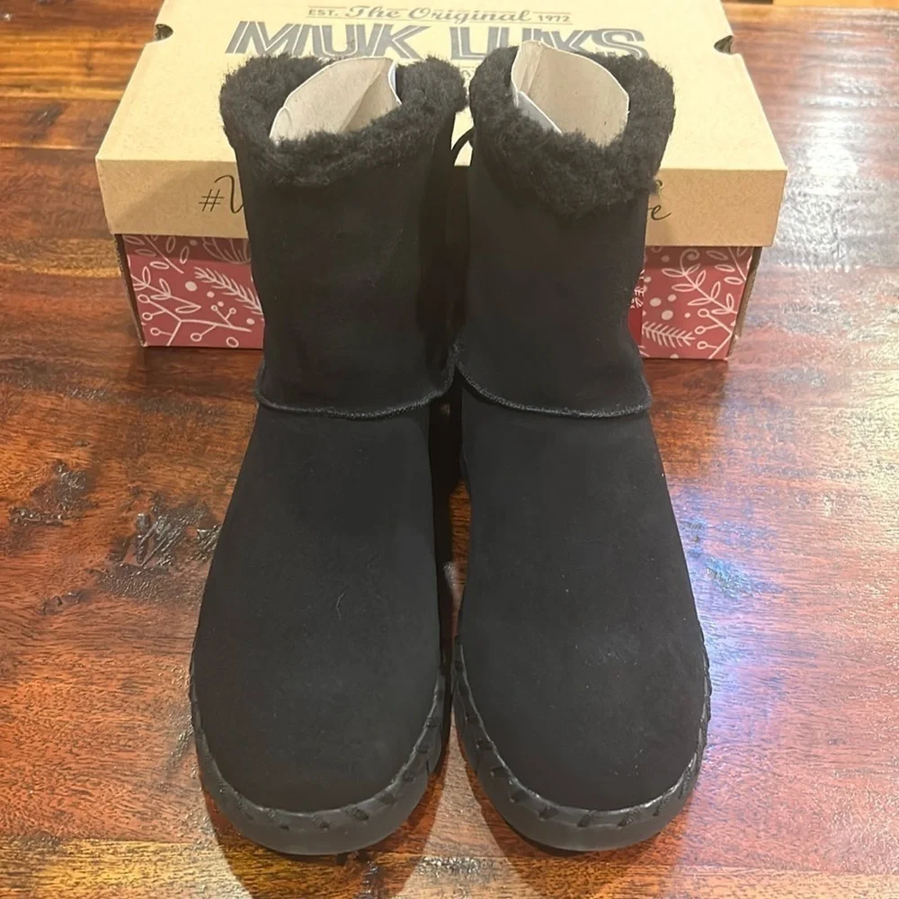 Muk Luks Women's Flexi Albany Boots Black Suede 8 NIB
